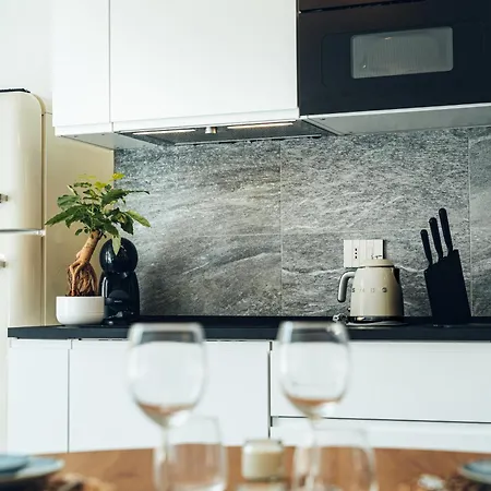 Mandello Horizon Apartment